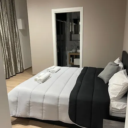 Le Del Corso Italia Katania